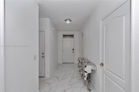 Villa ou maison à vendre à Ocala, Floride: 4 chambres № 1974095 - photo 24