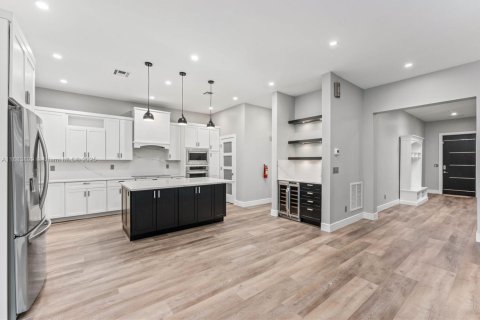 Casa en venta en Lighthouse Point, Florida, 6 dormitorios, 534.56 m2 № 2056045 - foto 5