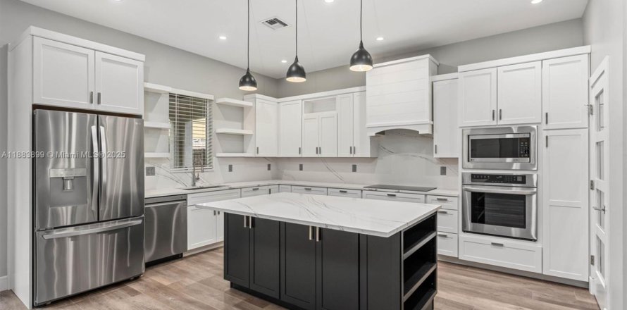 Casa en Lighthouse Point, Florida 6 dormitorios, 534.56 m2 № 2056045