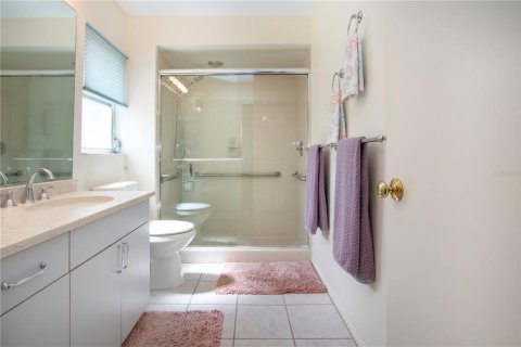 Villa ou maison à vendre à Sarasota, Floride: 2 chambres, 150.78 m2 № 1804765 - photo 23