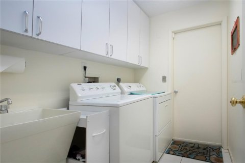 Villa ou maison à vendre à Sarasota, Floride: 2 chambres, 150.78 m2 № 1804765 - photo 30