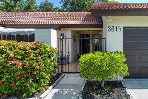 Villa ou maison à vendre à Sarasota, Floride: 2 chambres, 150.78 m2 № 1804765 - photo 2