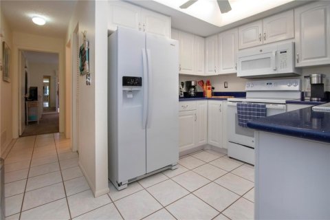 Villa ou maison à vendre à Sarasota, Floride: 2 chambres, 150.78 m2 № 1804765 - photo 18