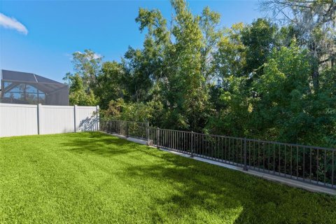 House in The Villages, Florida 3 bedrooms, 138.61 sq.m. № 2421651 - photo 25