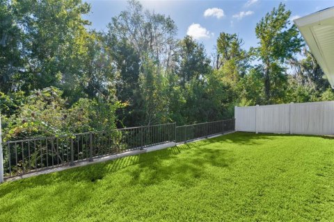 House in The Villages, Florida 3 bedrooms, 138.61 sq.m. № 2421651 - photo 5
