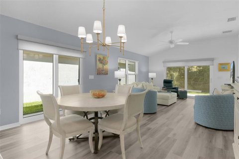 House in The Villages, Florida 3 bedrooms, 138.61 sq.m. № 2421651 - photo 13