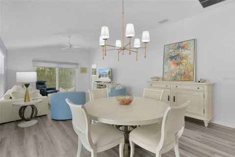 House in The Villages, Florida 3 bedrooms, 138.61 sq.m. № 2421651 - photo 17