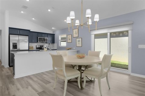 House in The Villages, Florida 3 bedrooms, 138.61 sq.m. № 2421651 - photo 14