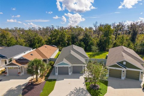 House in The Villages, Florida 3 bedrooms, 138.61 sq.m. № 2421651 - photo 4