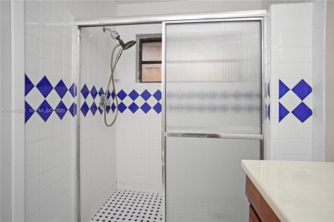 Touwnhouse à vendre à Sunrise, Floride: 4 chambres, 146.88 m2 № 1999239 - photo 25