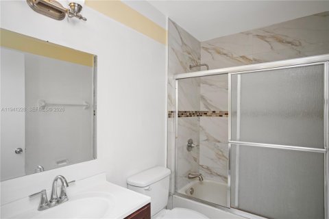 Touwnhouse à vendre à Sunrise, Floride: 4 chambres, 146.88 m2 № 1999239 - photo 21