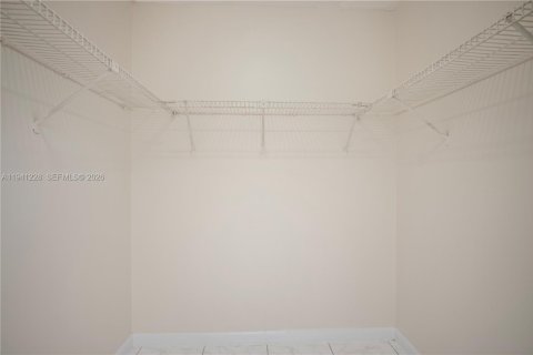 Touwnhouse à vendre à Sunrise, Floride: 4 chambres, 146.88 m2 № 1999239 - photo 24