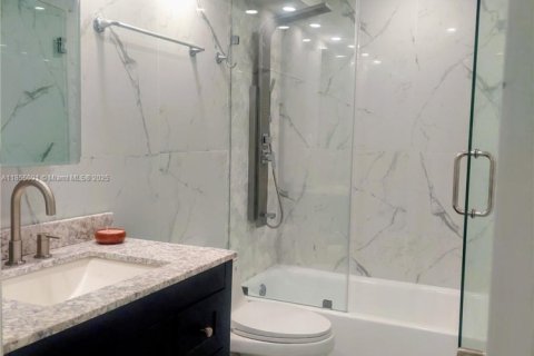 Copropriété à vendre à Miami Beach, Floride: 1 chambre, 95.32 m2 № 1877957 - photo 17