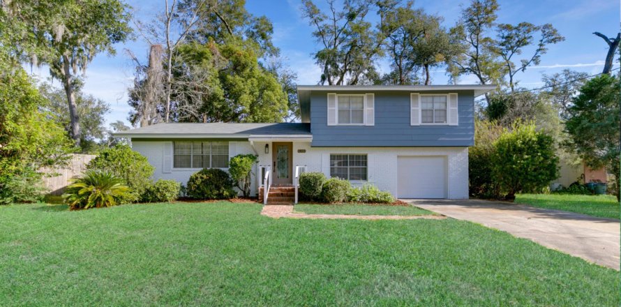 House in Orange Park, Florida 4 bedrooms, 218.13 sq.m. № 868012