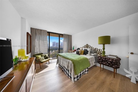 Condo in Sunny Isles Beach, Florida, 2 bedrooms  № 1812359 - photo 20