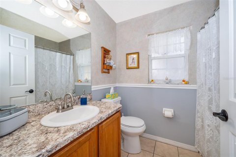 House in Lady Lake, Florida 3 bedrooms, 125.6 sq.m. № 1771680 - photo 23