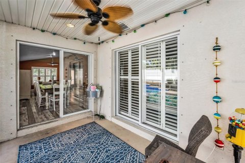 House in Palm Harbor, Florida 3 bedrooms, 128.76 sq.m. № 1883732 - photo 26