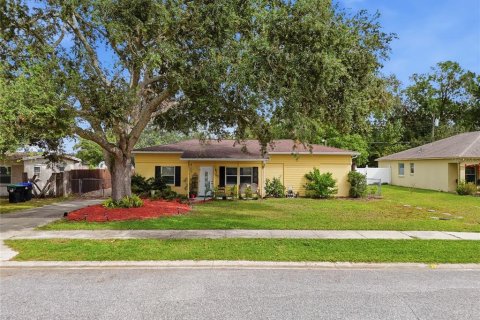 Villa ou maison à vendre à Orlando, Floride: 2 chambres, 64.1 m2 № 2432793 - photo 3