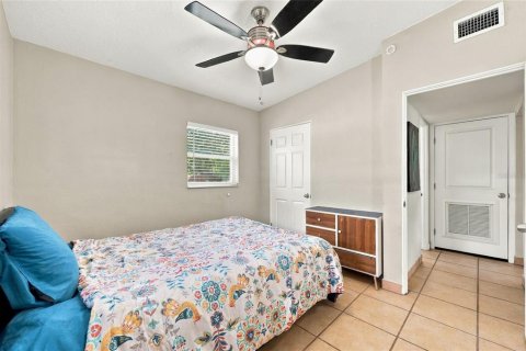 Villa ou maison à vendre à Orlando, Floride: 2 chambres, 64.1 m2 № 2432793 - photo 12