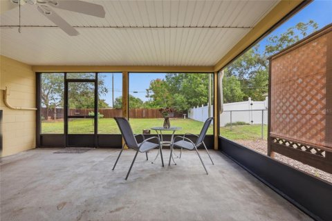 Villa ou maison à vendre à Orlando, Floride: 2 chambres, 64.1 m2 № 2432793 - photo 18
