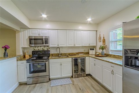 Villa ou maison à vendre à Sanford, Floride: 4 chambres, 102.56 m2 № 2206760 - photo 7