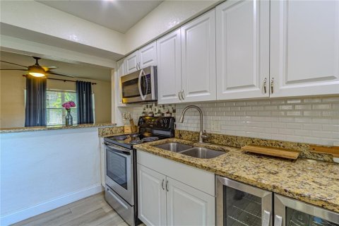 Villa ou maison à vendre à Sanford, Floride: 4 chambres, 102.56 m2 № 2206760 - photo 8