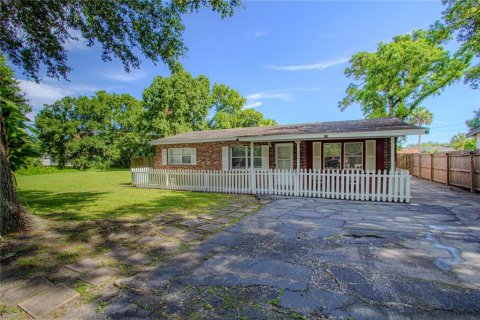 Villa ou maison à vendre à Sanford, Floride: 4 chambres, 102.56 m2 № 2206760 - photo 2