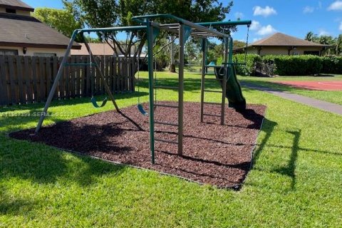 Villa ou maison à louer à Miami, Floride: 3 chambres, 129.69 m2 № 1965682 - photo 26