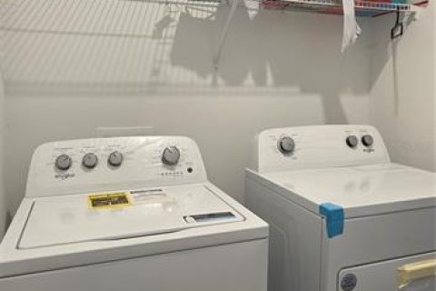 Снять в аренду виллу или дом в Хейнс-Сити, Флорида 7 комнат, 163.79м2, № 2097886 - фото 9
