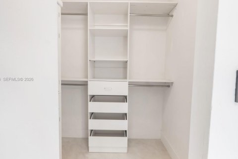 Купить виллу или дом в Санрайз, Флорида 3 спальни, 103.86м2, № 1998526 - фото 19