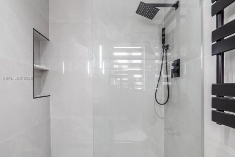 Купить виллу или дом в Санрайз, Флорида 3 спальни, 103.86м2, № 1998526 - фото 21