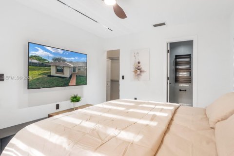 Купить виллу или дом в Санрайз, Флорида 3 спальни, 103.86м2, № 1998526 - фото 18