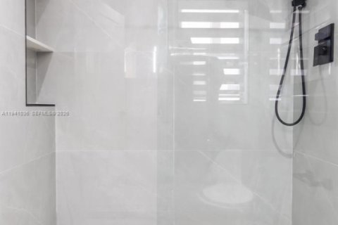 Купить виллу или дом в Санрайз, Флорида 3 спальни, 103.86м2, № 1998526 - фото 22