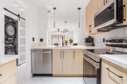 Купить виллу или дом в Санрайз, Флорида 3 спальни, 103.86м2, № 1998526 - фото 14