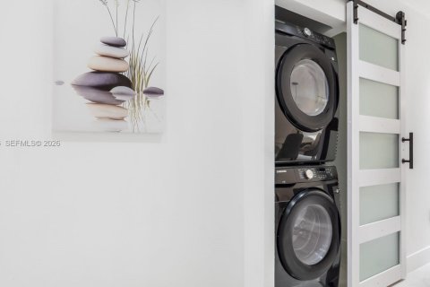 Купить виллу или дом в Санрайз, Флорида 3 спальни, 103.86м2, № 1998526 - фото 15