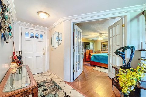 House in Tampa, Florida 4 bedrooms, 186.92 sq.m. № 1785540 - photo 6