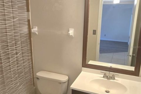 Condo in Bradenton, Florida, 2 bedrooms  № 2238695 - photo 14