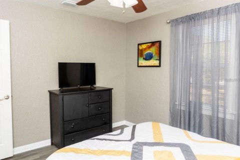 House in Tampa, Florida 2 bedrooms, 75.81 sq.m. № 2096377 - photo 23