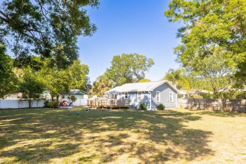 House in Tampa, Florida 2 bedrooms, 75.81 sq.m. № 2096377 - photo 28