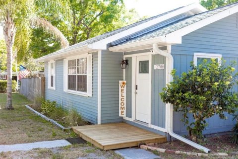 House in Tampa, Florida 2 bedrooms, 75.81 sq.m. № 2096377 - photo 5