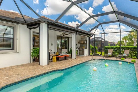 House in Bradenton, Florida 2 bedrooms, 189.71 sq.m. № 1873875 - photo 23