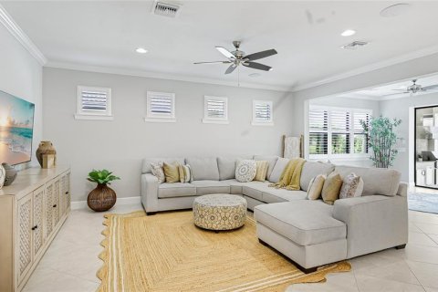 House in Bradenton, Florida 2 bedrooms, 189.71 sq.m. № 1873875 - photo 29