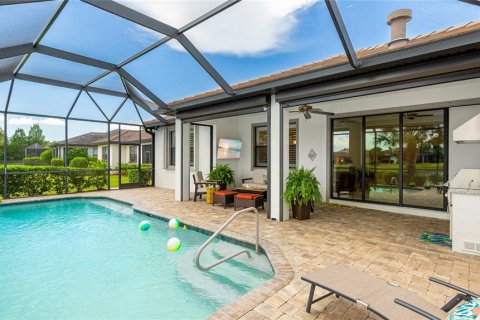 House in Bradenton, Florida 2 bedrooms, 189.71 sq.m. № 1873875 - photo 24