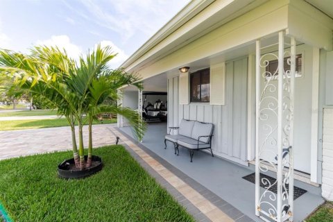 Villa ou maison à vendre à Dunedin, Floride: 2 chambres, 109.62 m2 № 2237374 - photo 5