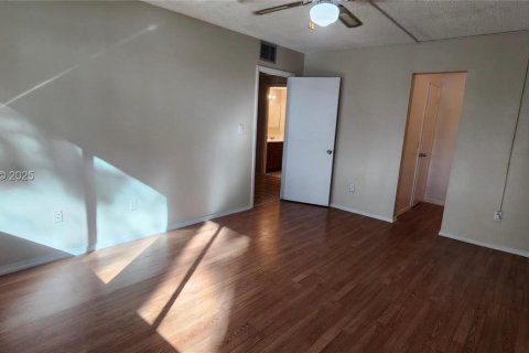 Condo in Homestead, Florida, 2 bedrooms № 1986748 - photo 9