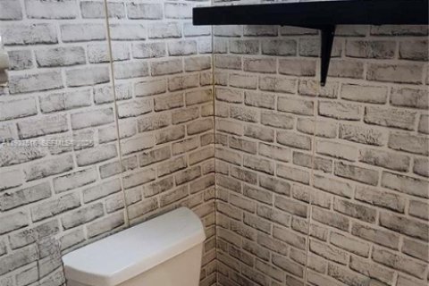 Condo in Homestead, Florida, 2 bedrooms № 1986748 - photo 8