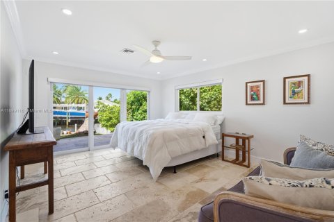 House in Lighthouse Point, Florida 3 bedrooms, 209.31 sq.m. № 1952039 - photo 16