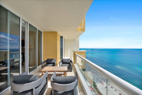 Copropriété à louer à Sunny Isles Beach, Floride: 3 chambres, 205.69 m2 № 2260462 - photo 26
