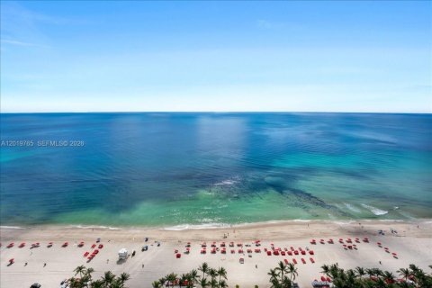 Copropriété à louer à Sunny Isles Beach, Floride: 3 chambres, 205.69 m2 № 2260462 - photo 28