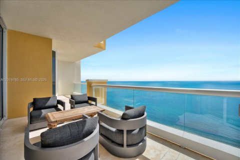 Copropriété à louer à Sunny Isles Beach, Floride: 3 chambres, 205.69 m2 № 2260462 - photo 27